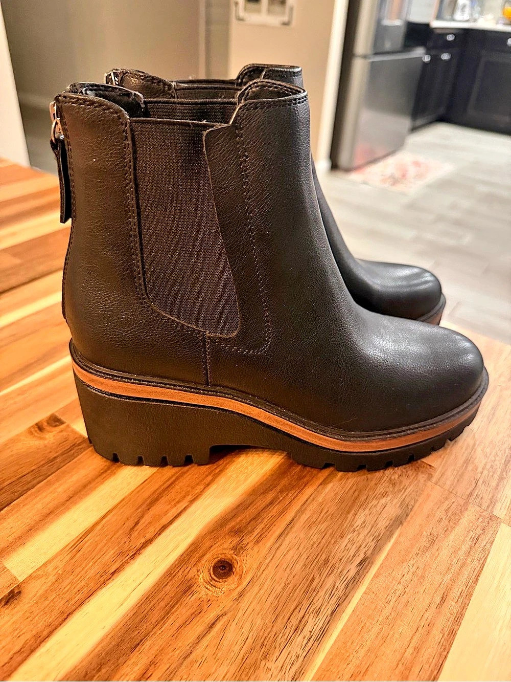 MIA Black Wedge Ankle Boots Like New